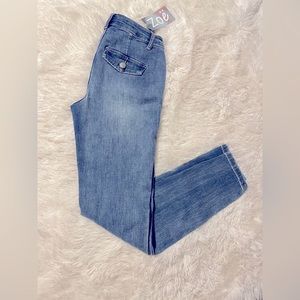 Zoe Skinny Jeans